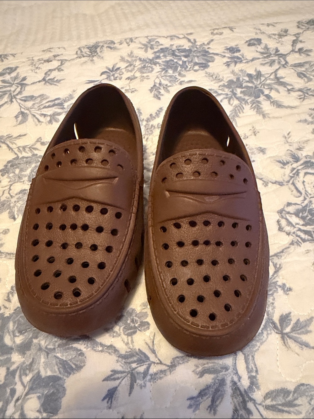 LIKE NEW Floafers